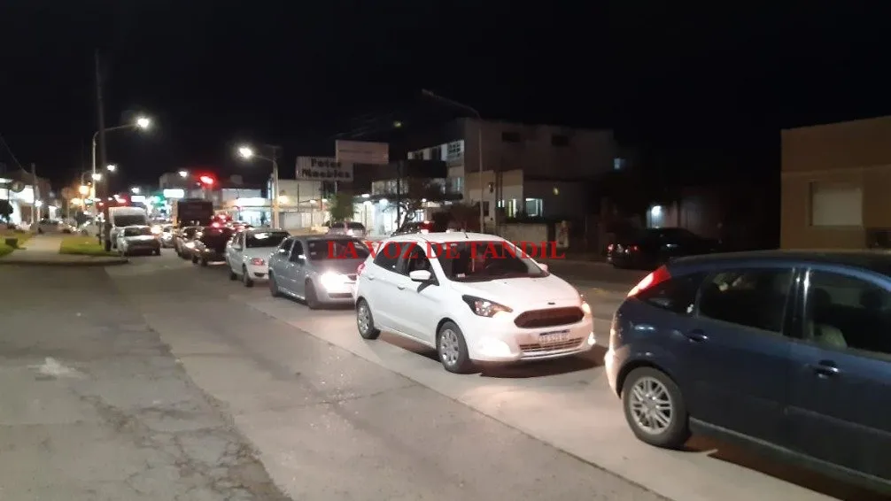 Liberaron el expendio de GNC y se producen congestiones en las estaciones de servicio